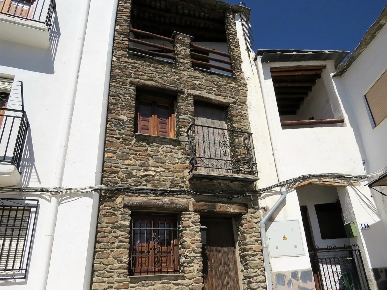 House for Sale in Bérchules