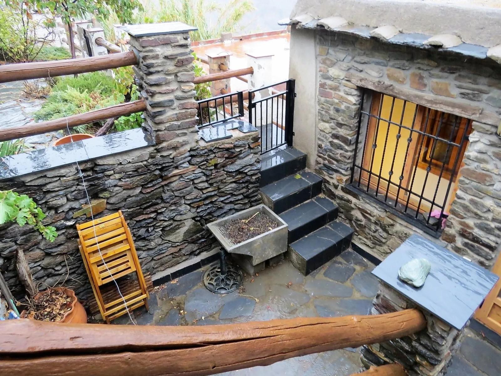 House for Sale in Bérchules