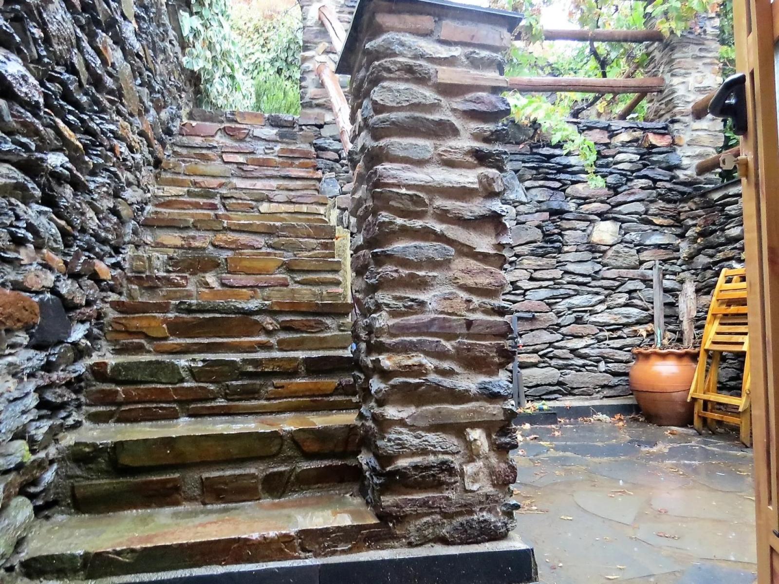 House for Sale in Bérchules