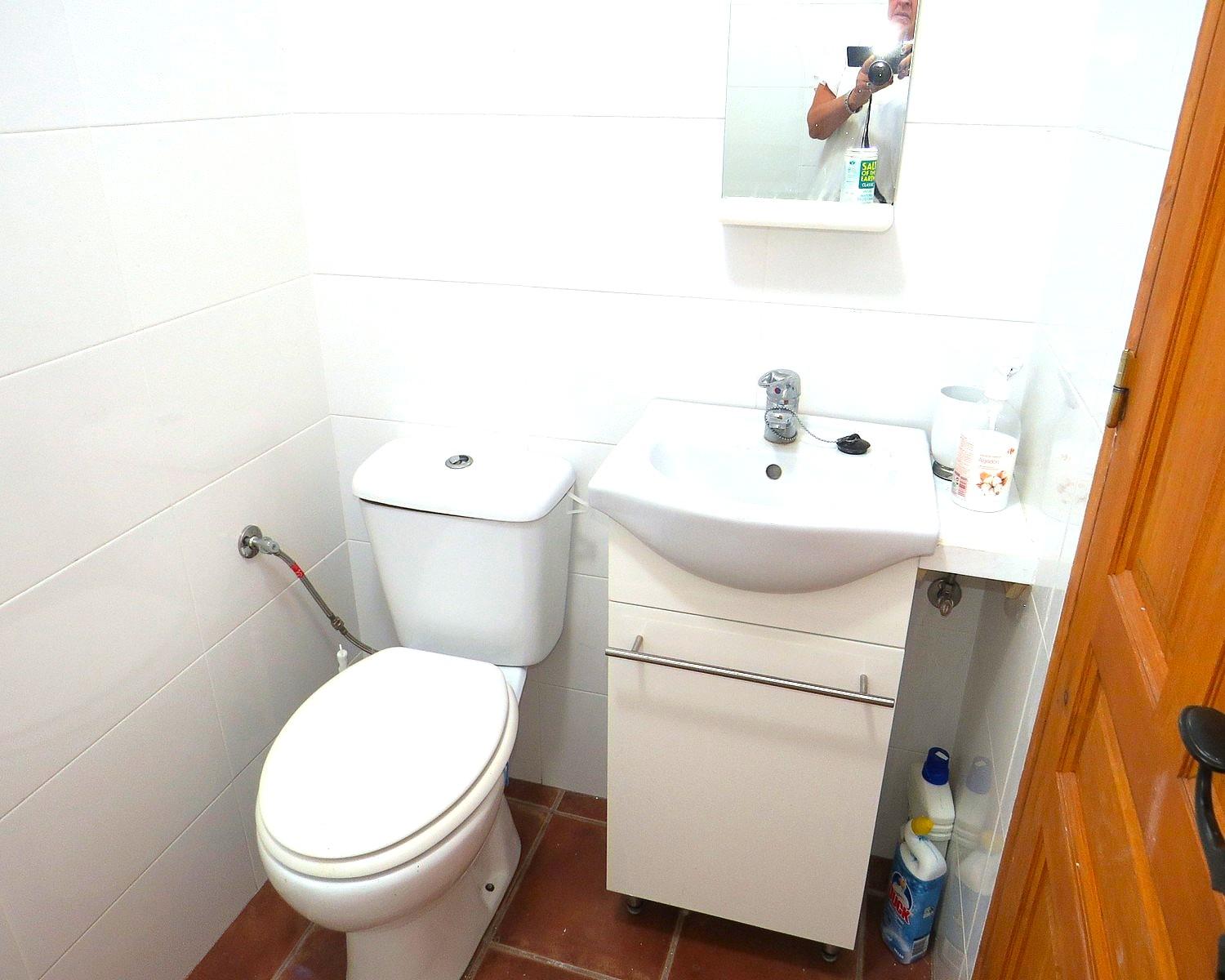 House for Sale in Cádiar