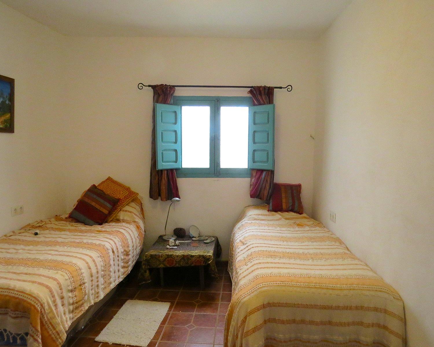 House for Sale in Cádiar