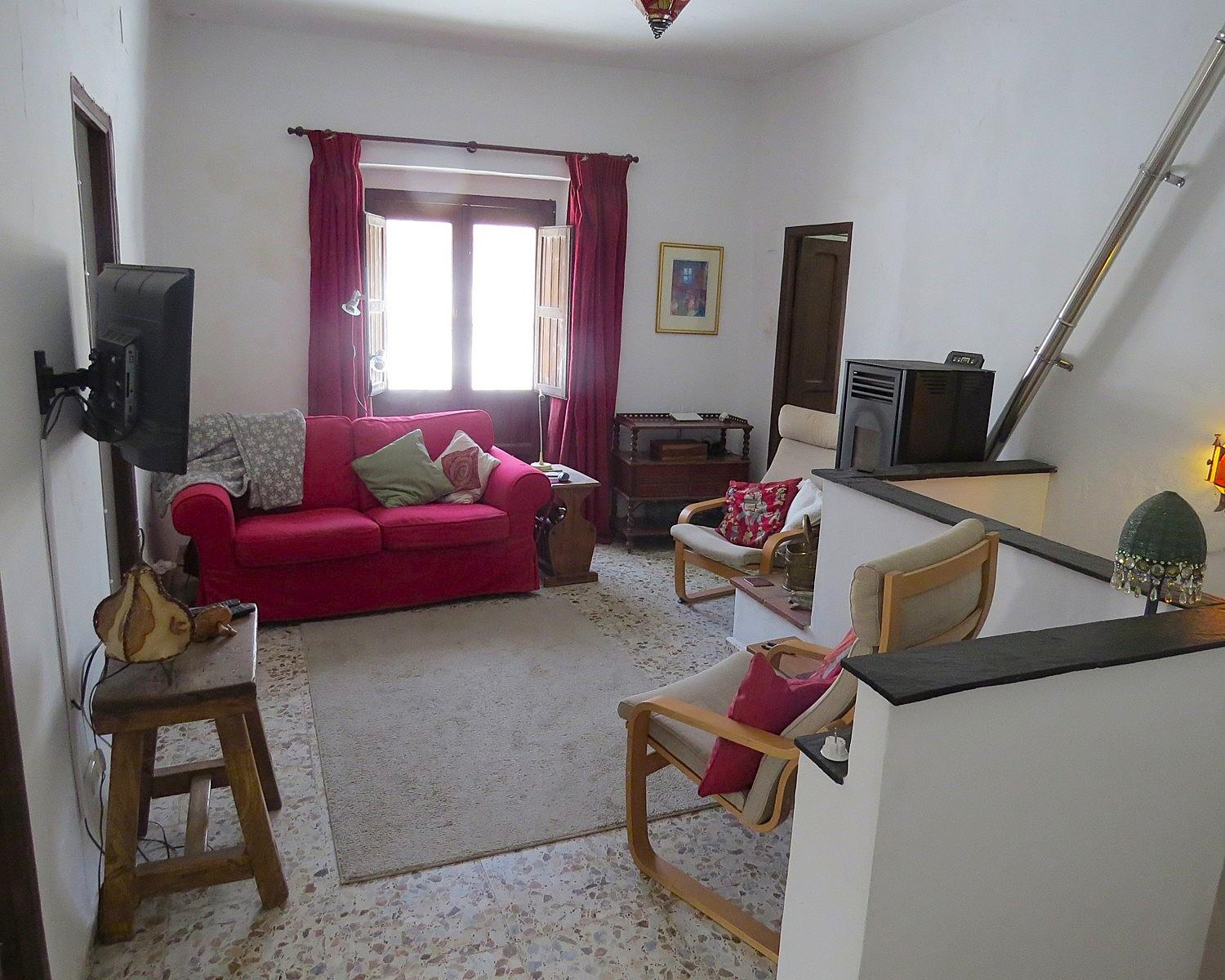 House for Sale in Cádiar