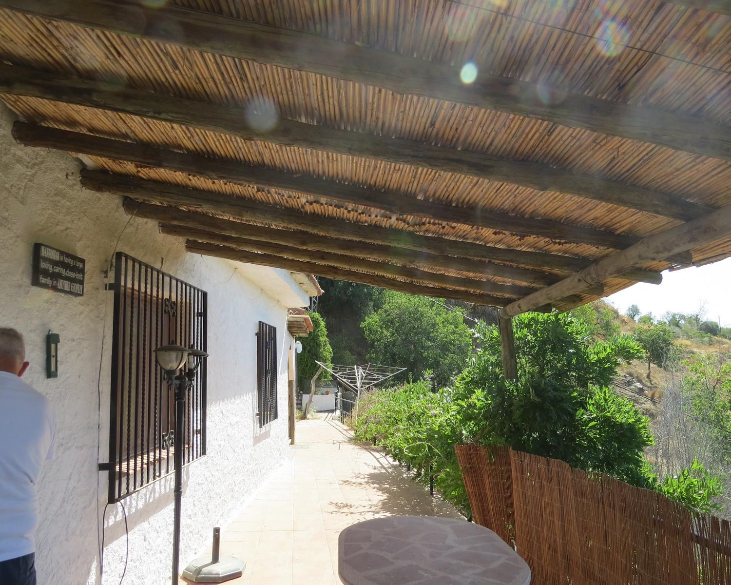 House for Sale in Válor