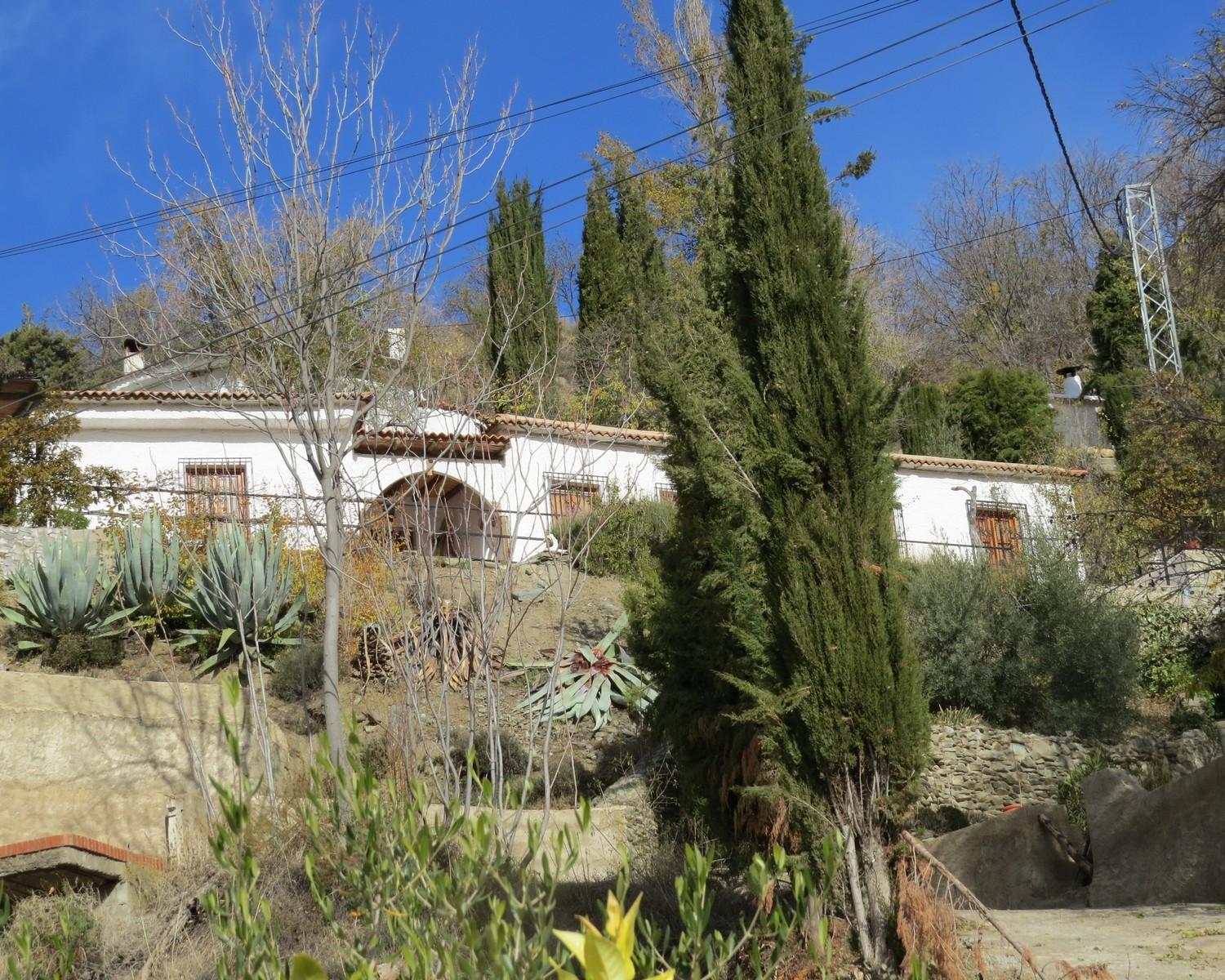 House for Sale in Válor