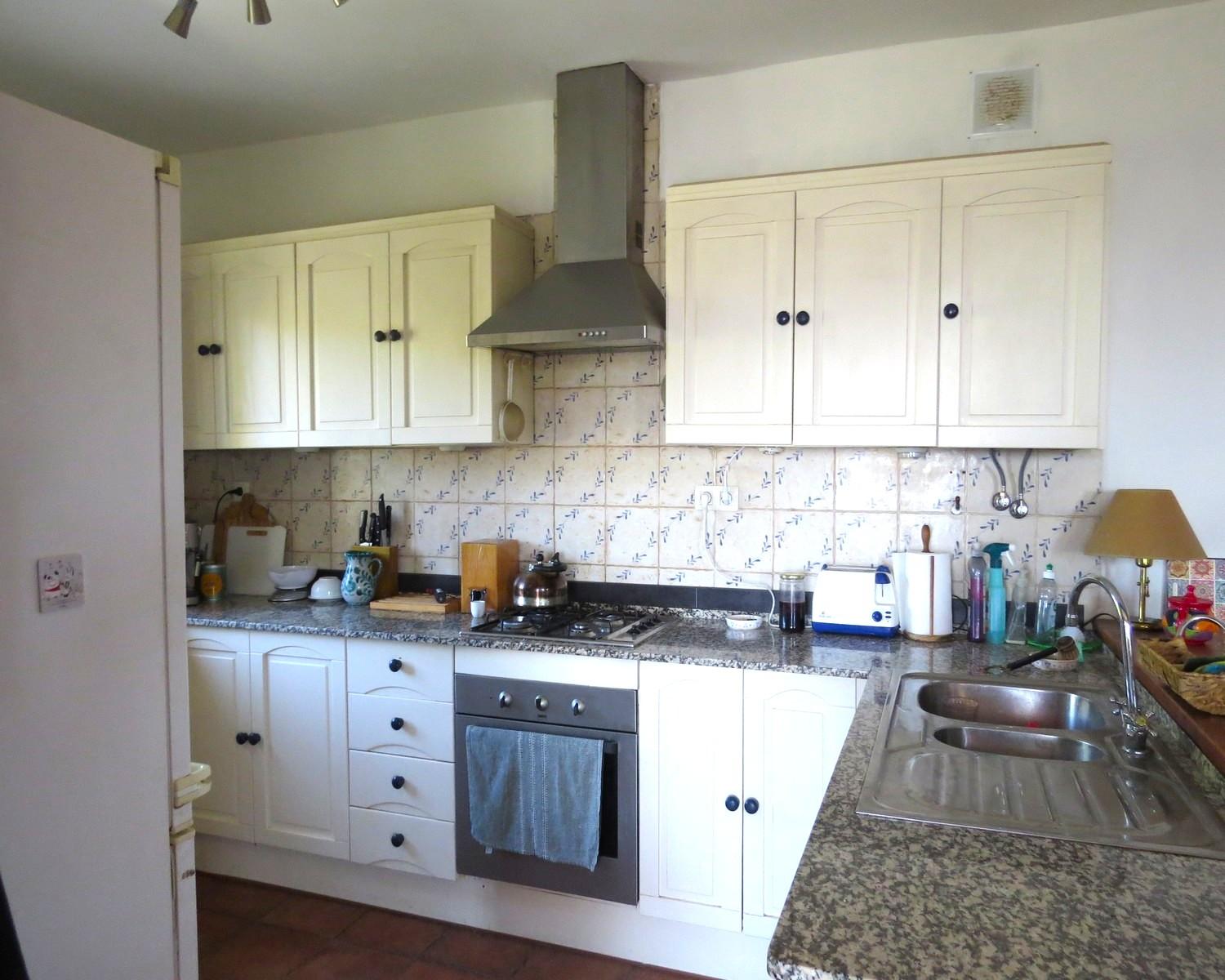 House for Sale in Válor