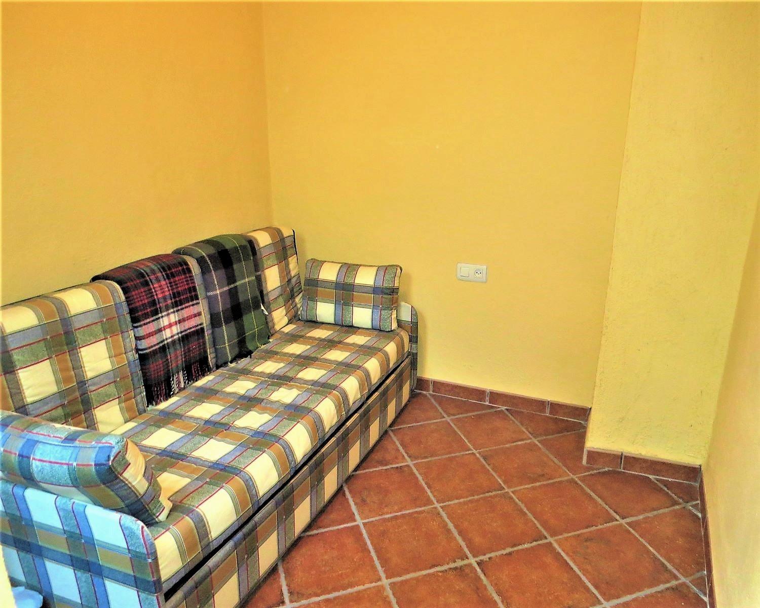 House for Sale in Cádiar