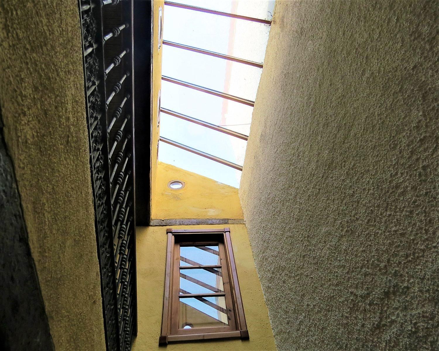 House for Sale in Cádiar