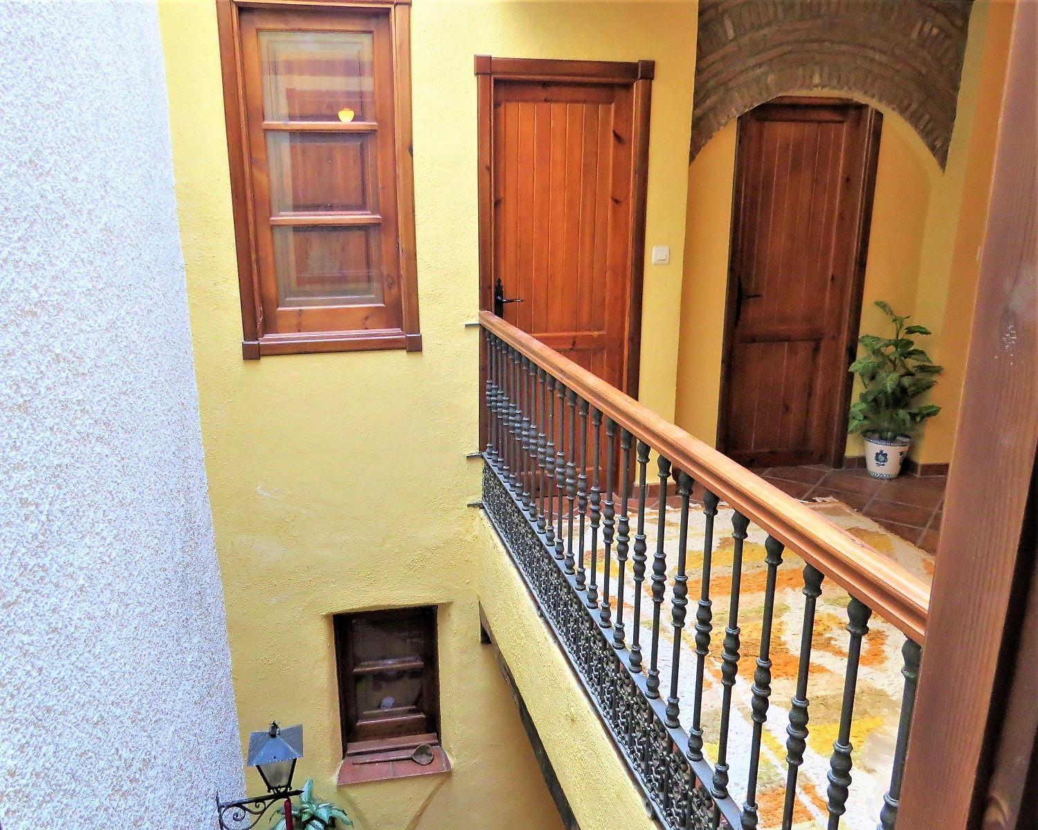 House for Sale in Cádiar