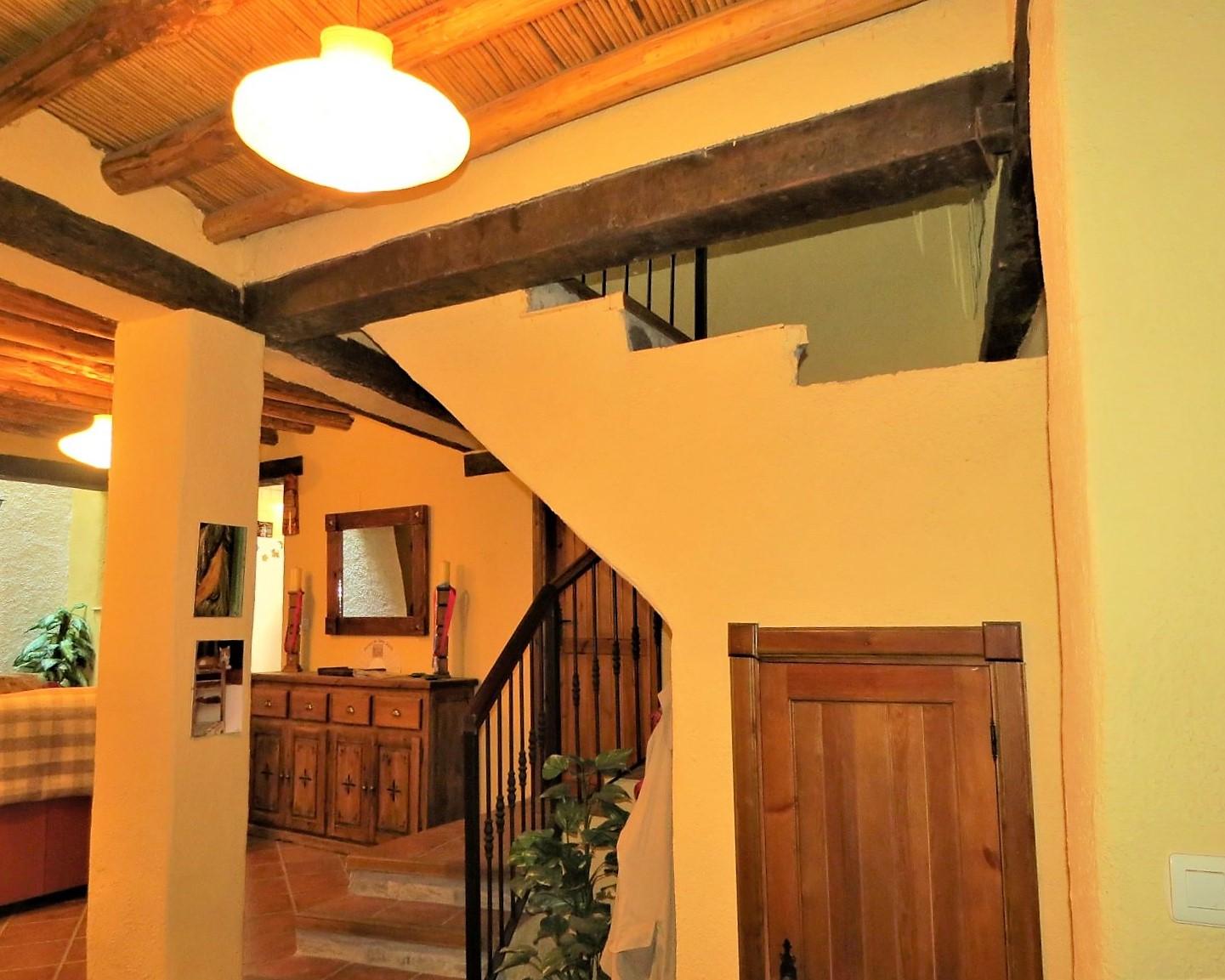 House for Sale in Cádiar