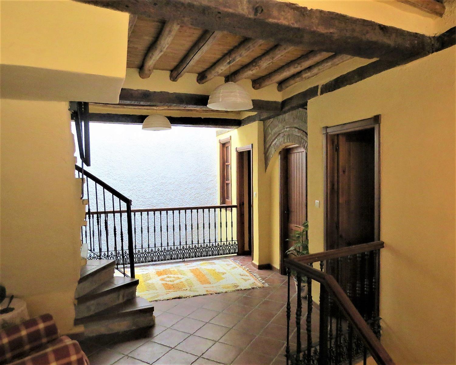 House for Sale in Cádiar