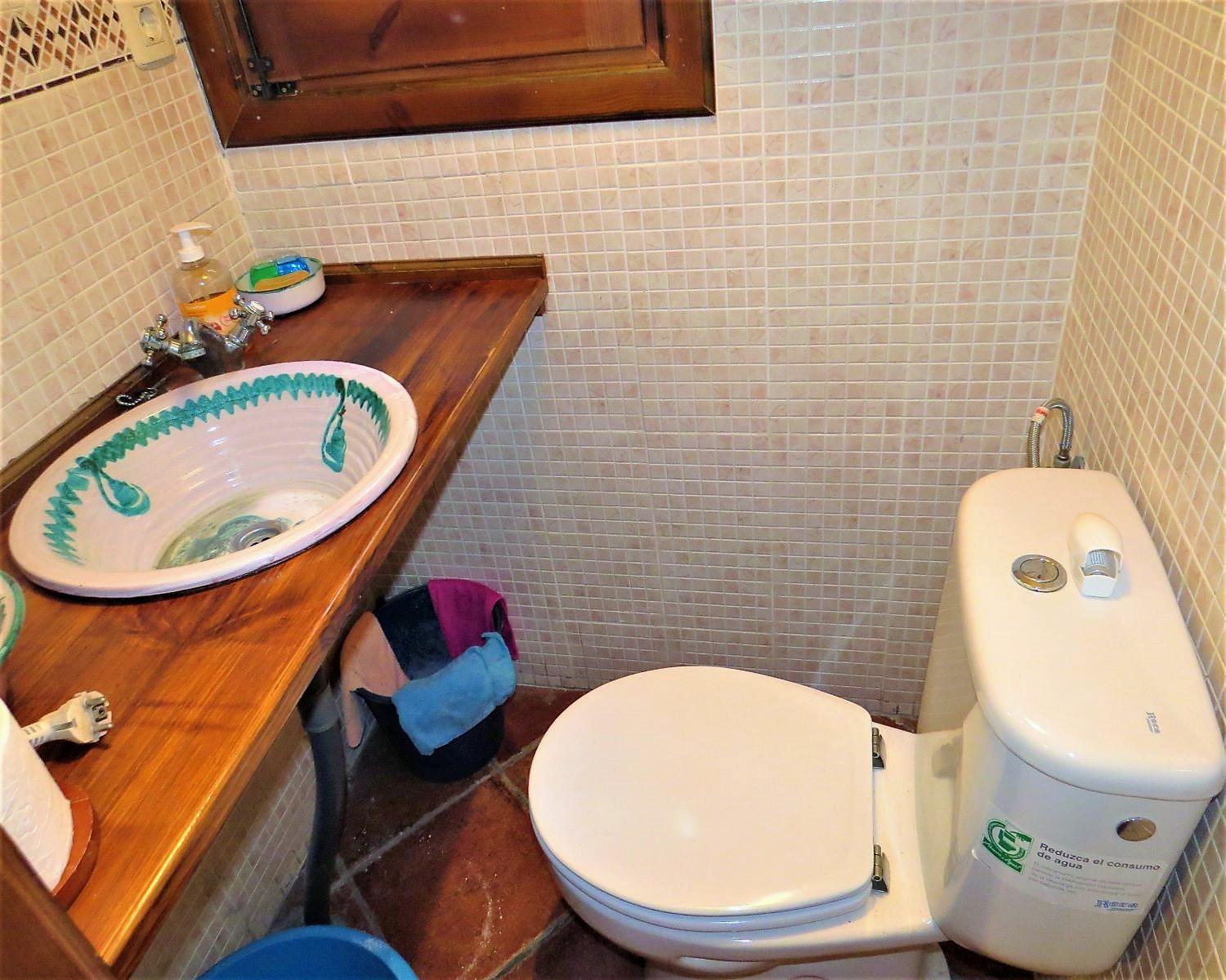 House for Sale in Cádiar