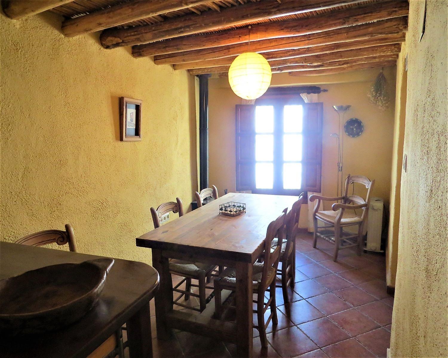 House for Sale in Cádiar