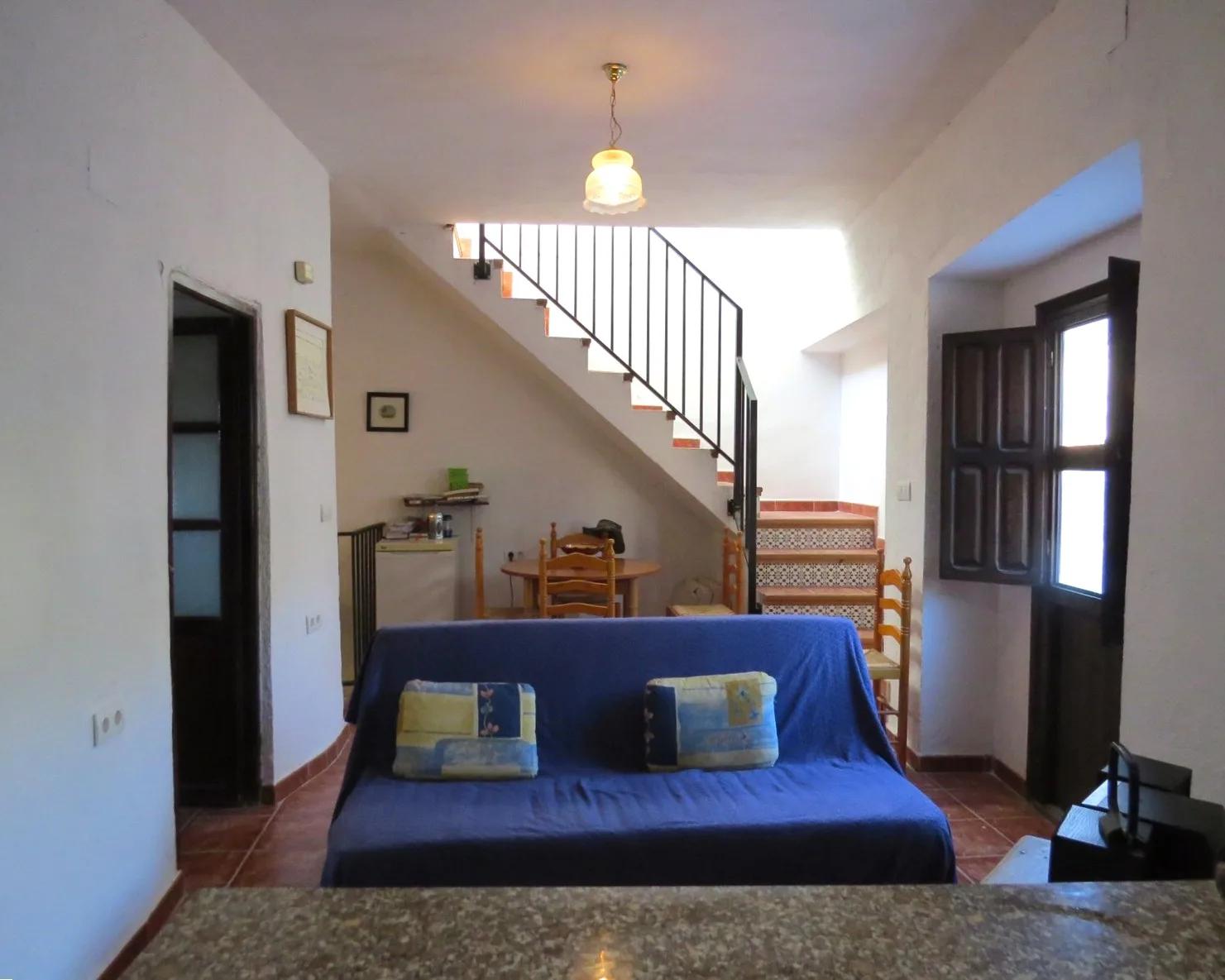 House for Sale in Cádiar