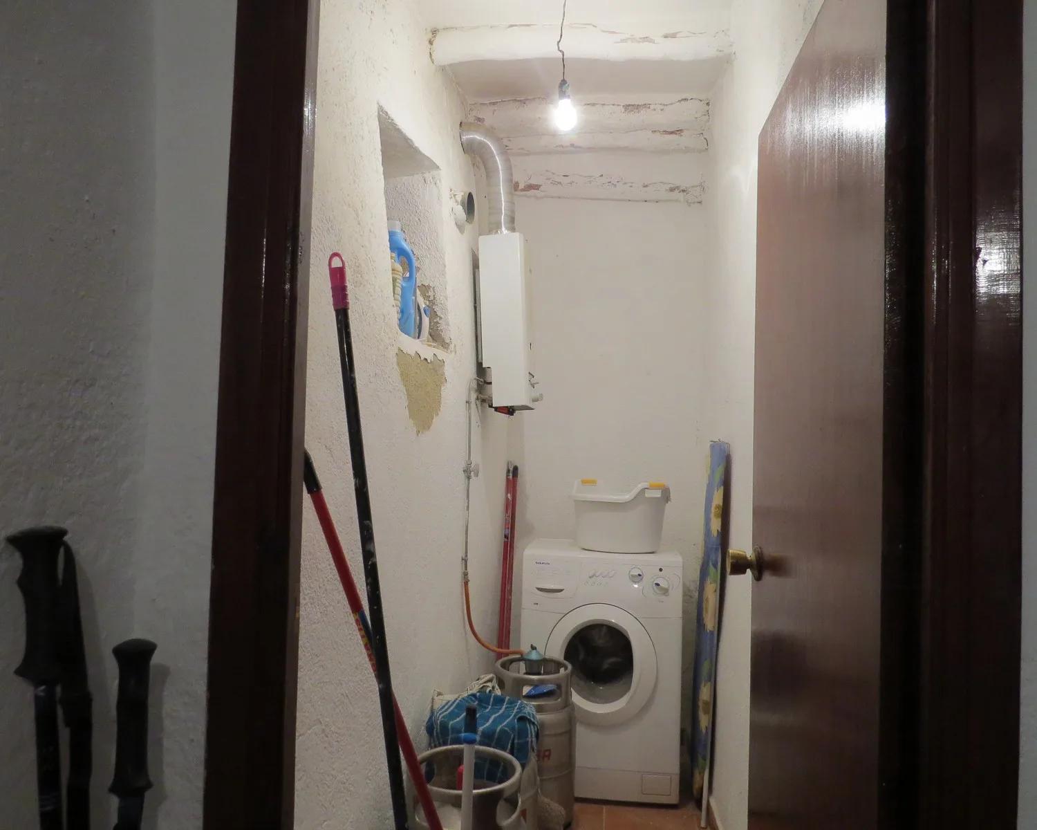 House for Sale in Cádiar