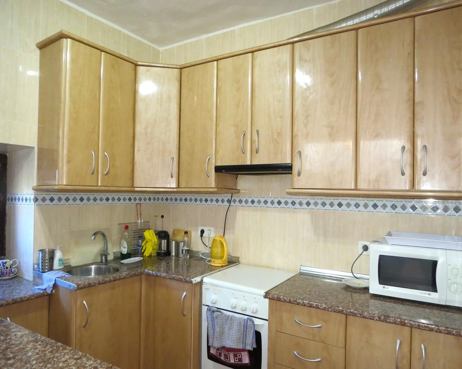 House for Sale in Cádiar