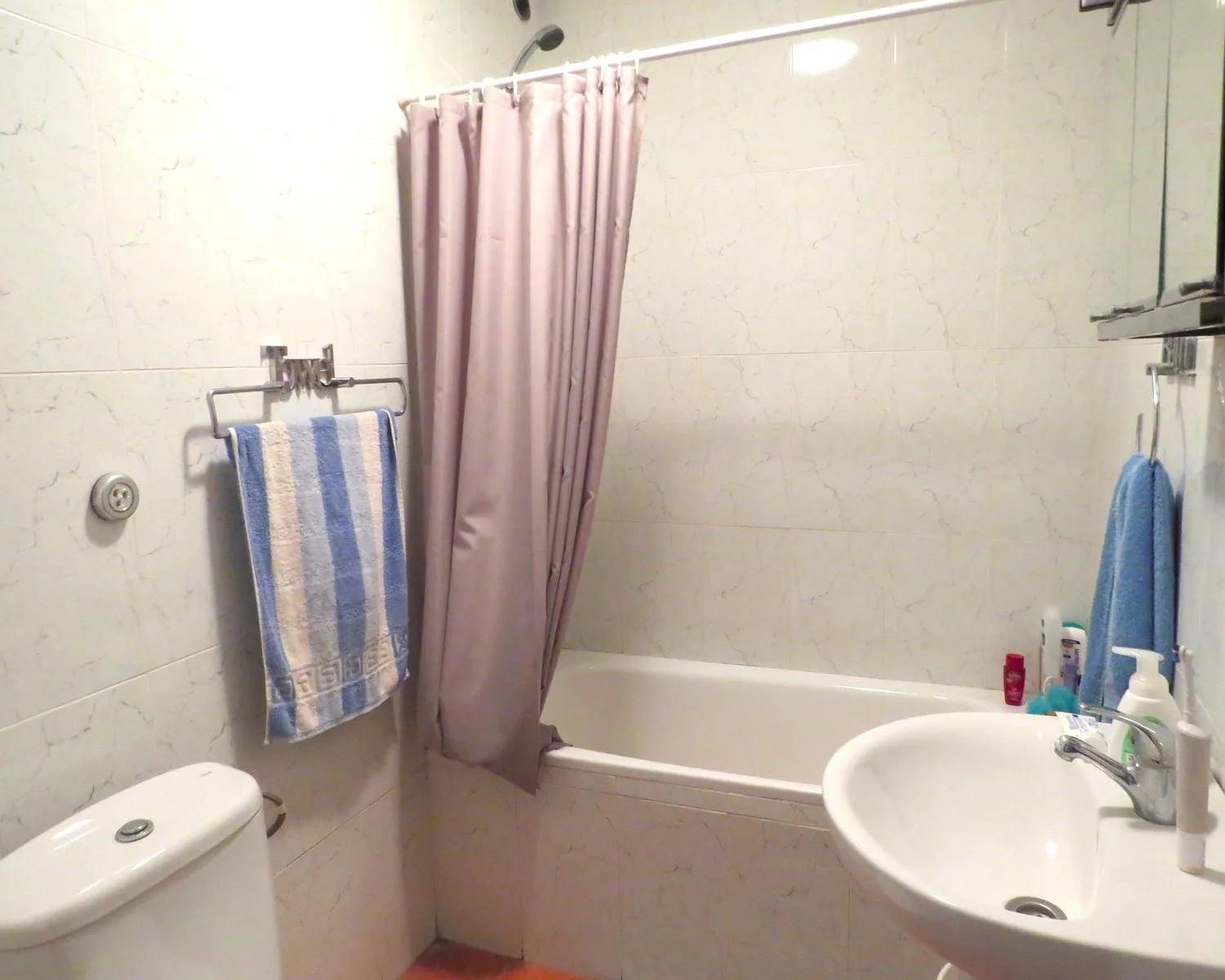 House for Sale in Cádiar