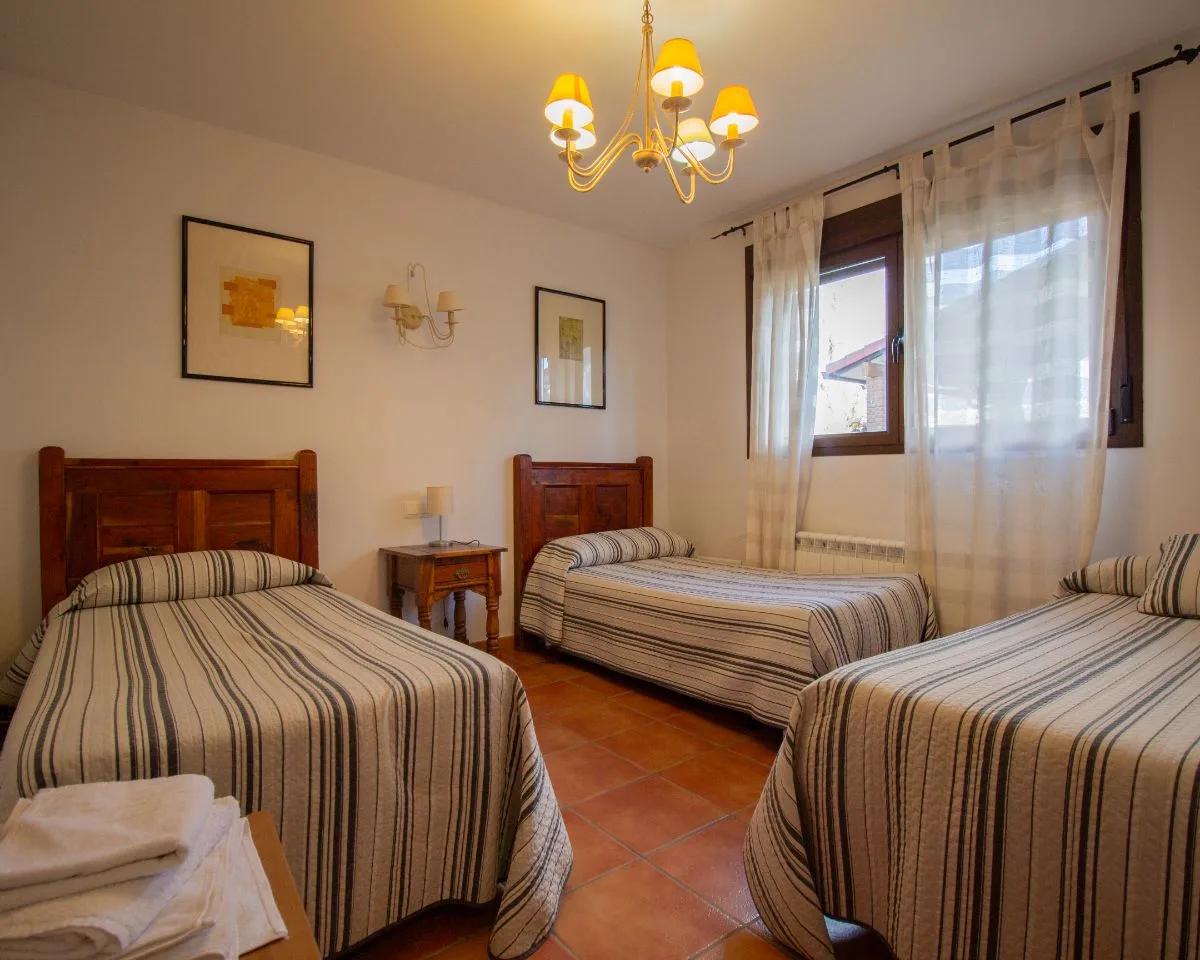 Finca en Venta en Navaluenga