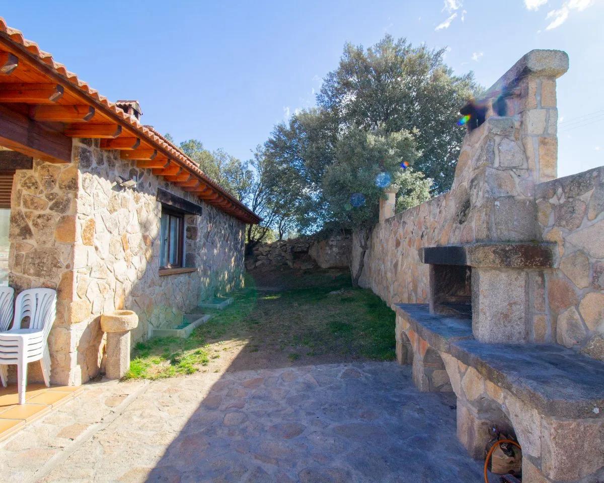 Finca en Venta en Navaluenga
