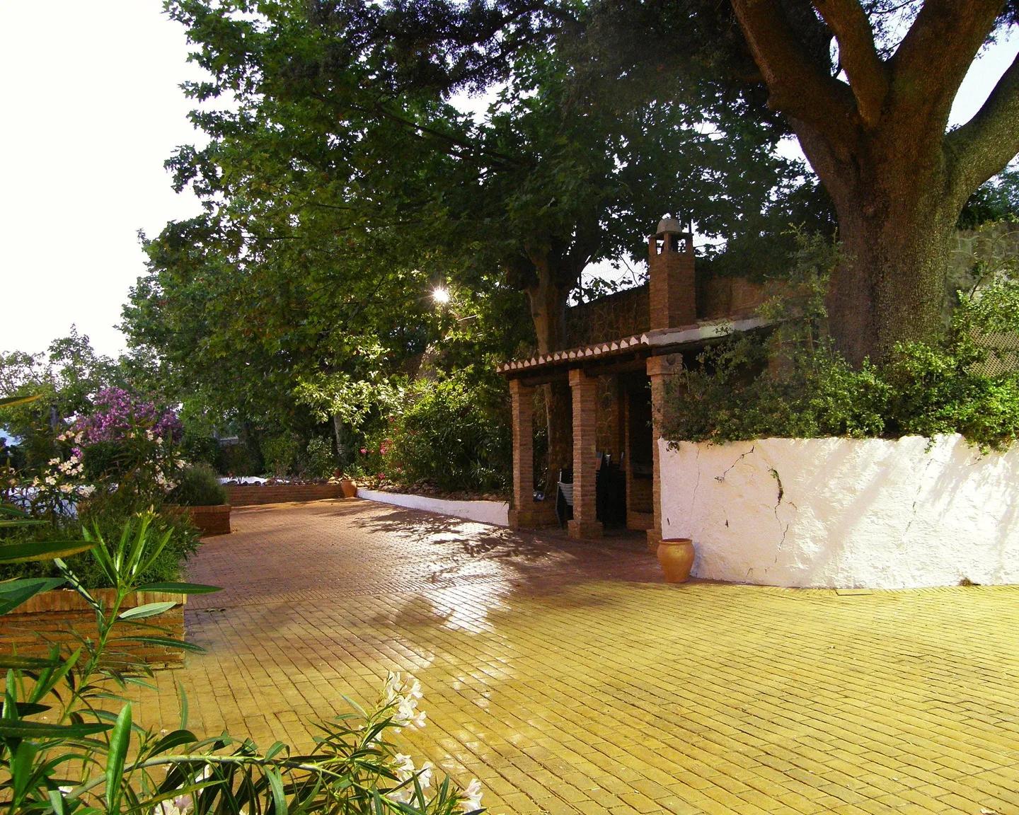 House for Sale in La Zubia