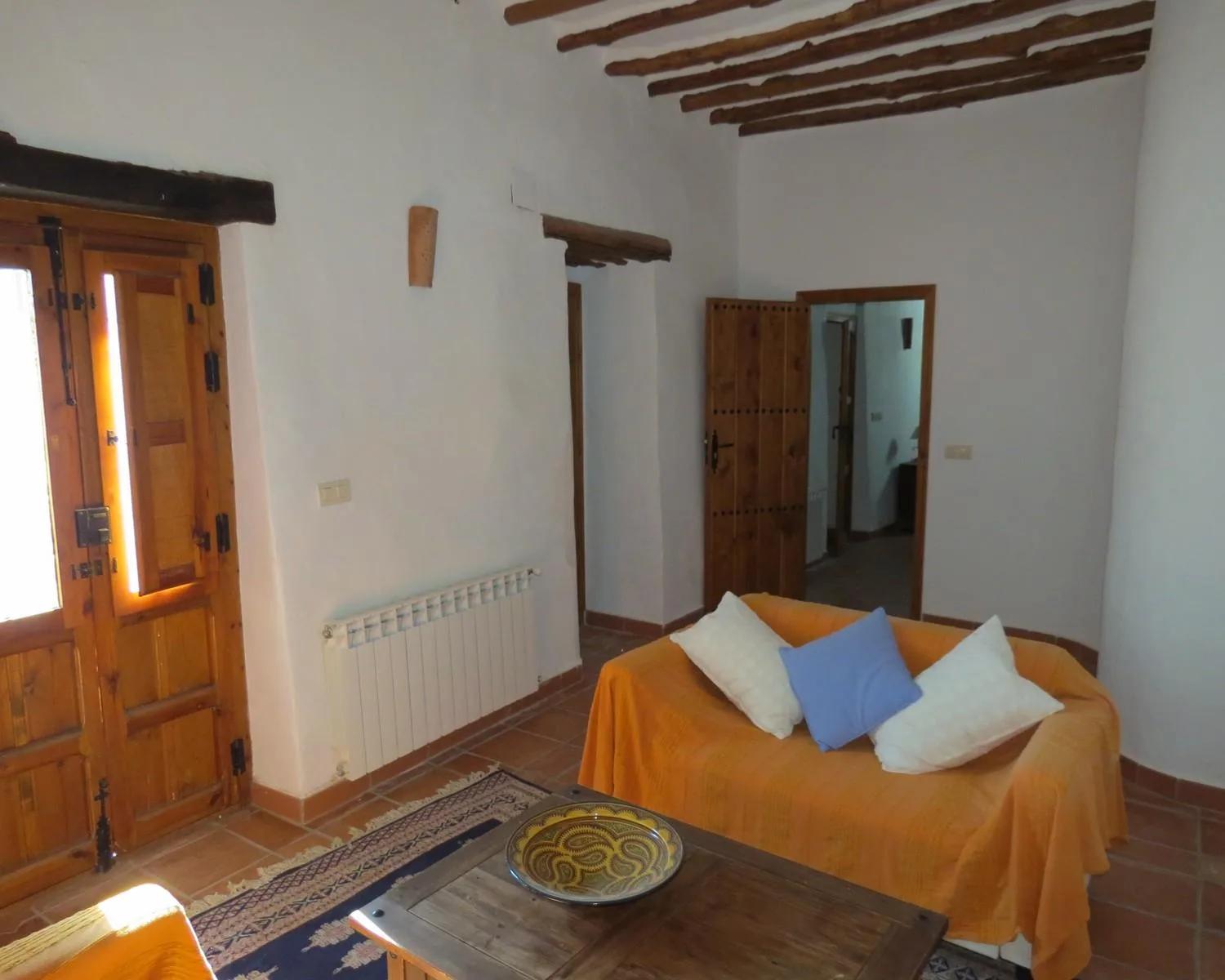 House for Sale in Cástaras