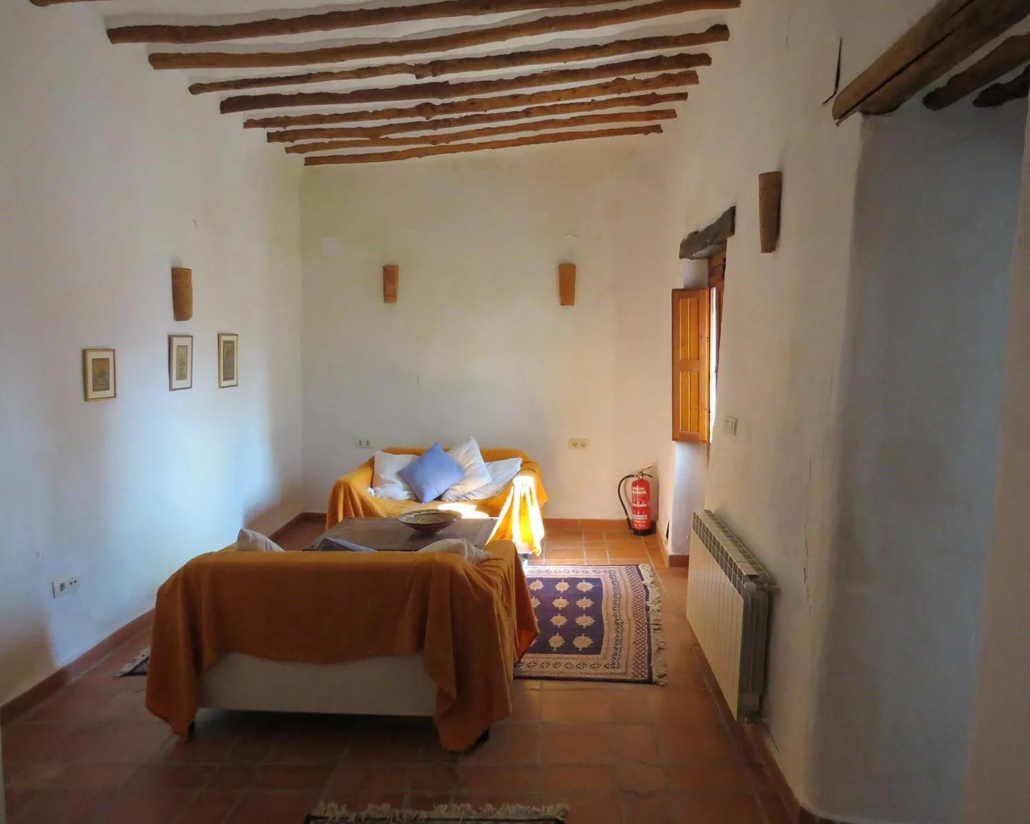 House for Sale in Cástaras