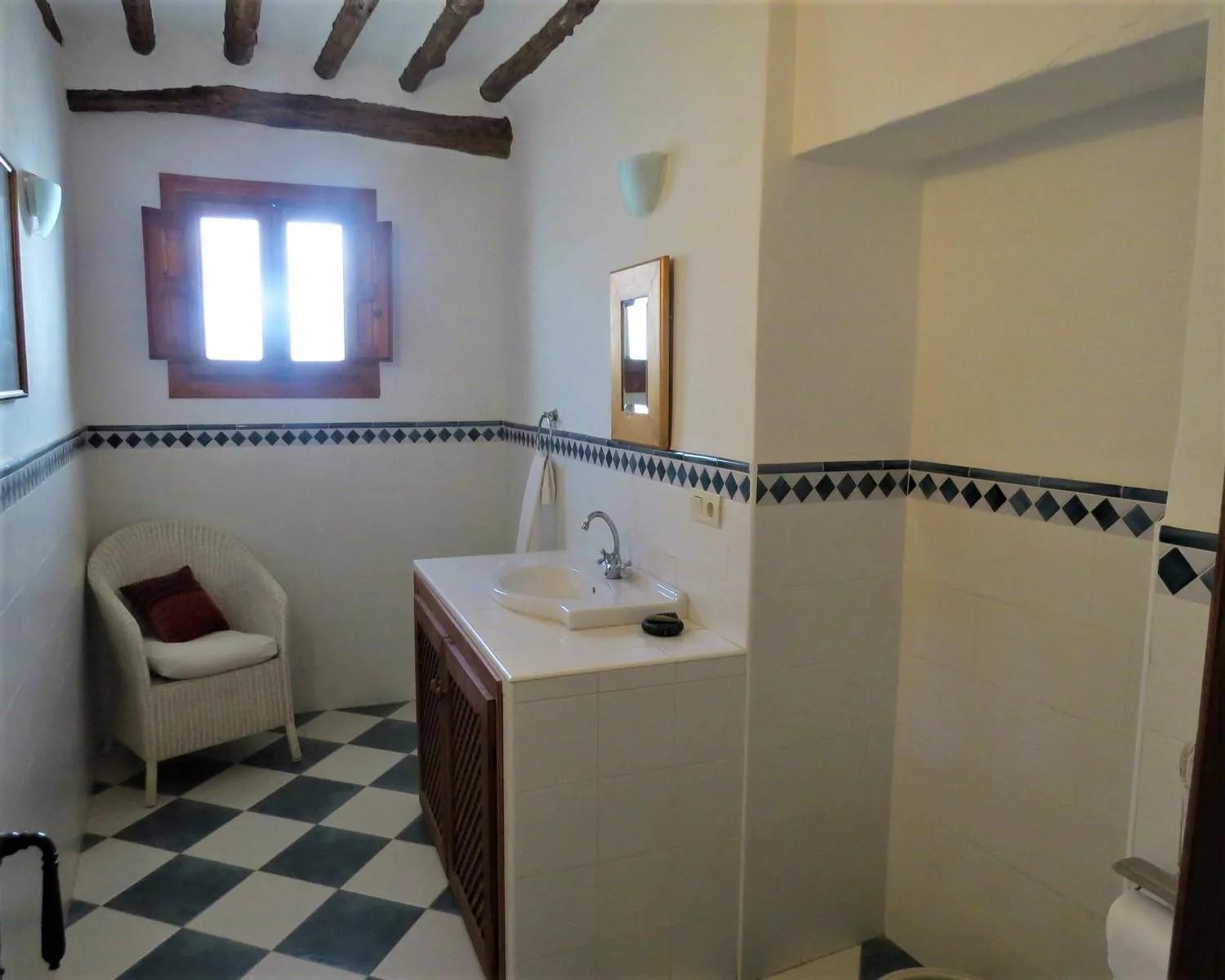 House for Sale in Cástaras