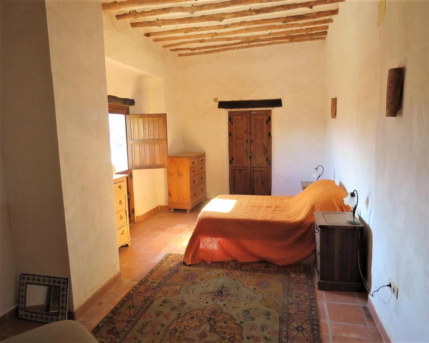 House for Sale in Cástaras