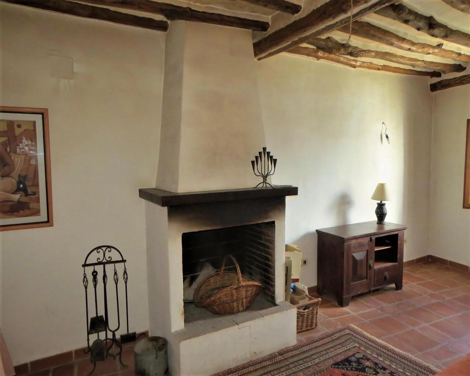 House for Sale in Cástaras