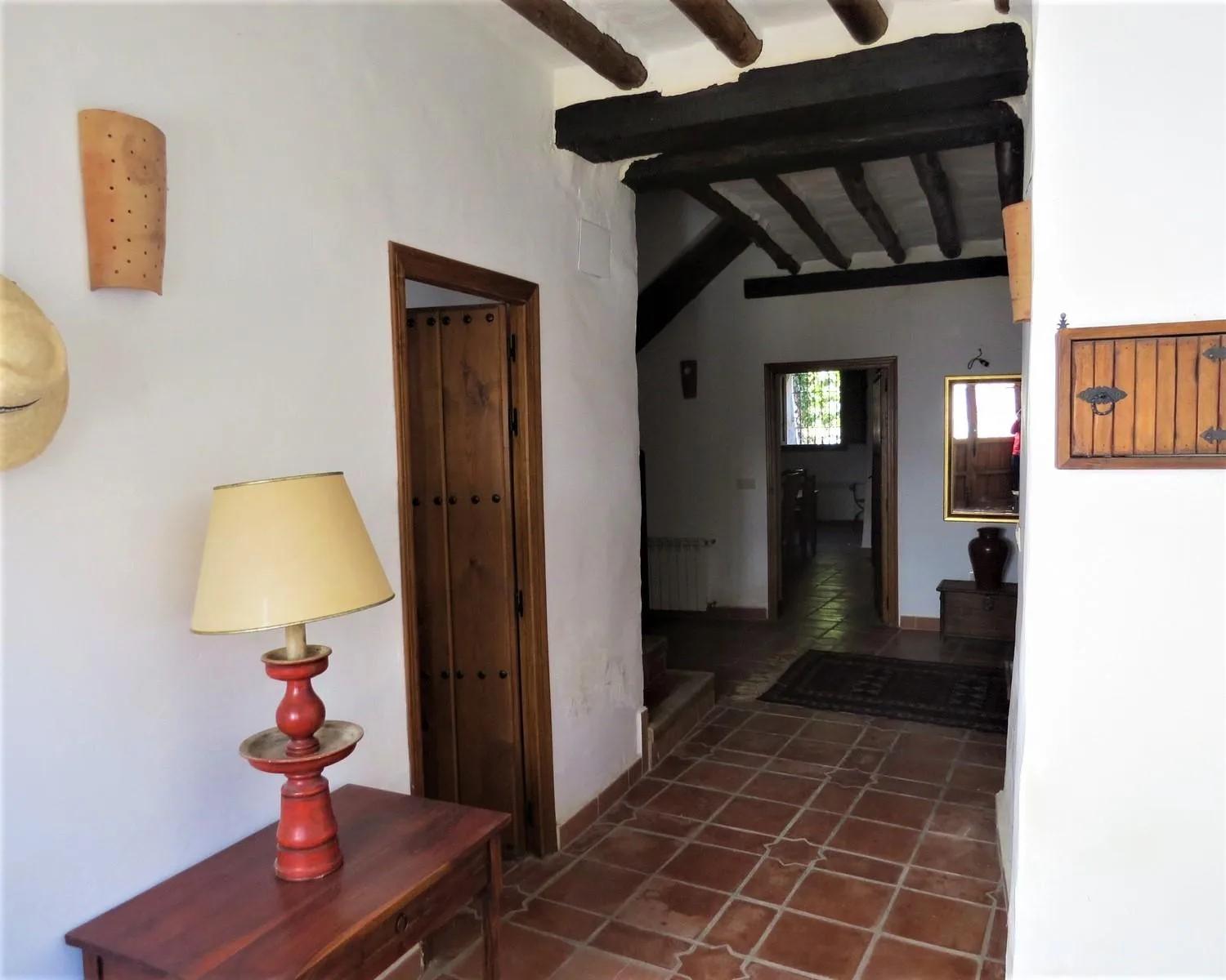 House for Sale in Cástaras