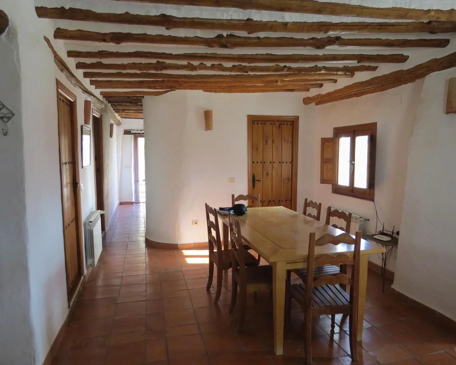 House for Sale in Cástaras
