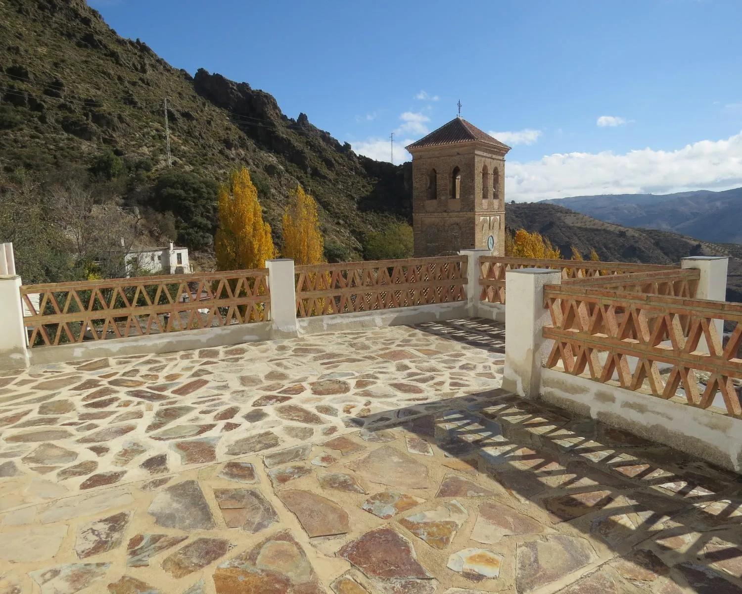 House for Sale in Cástaras