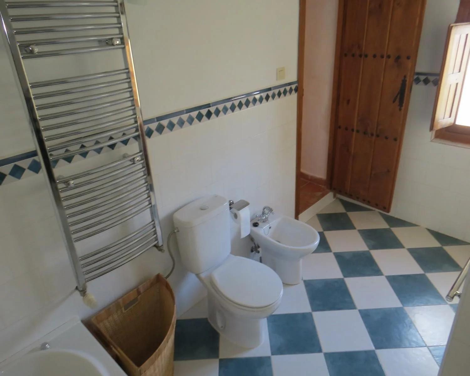 House for Sale in Cástaras