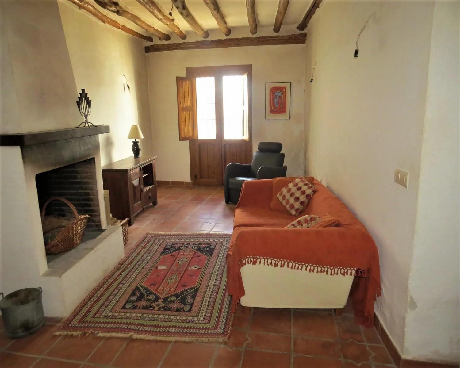 House for Sale in Cástaras