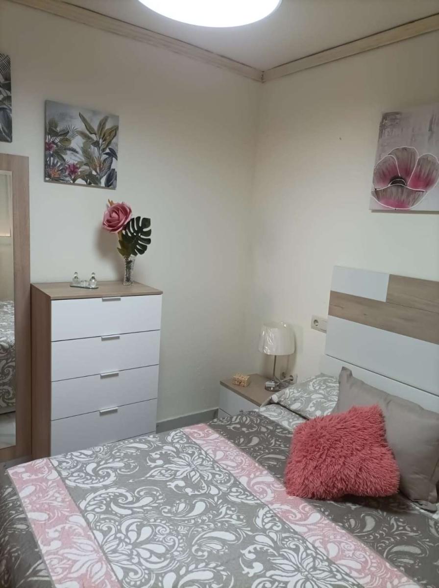 Chalet for Sale in Linares