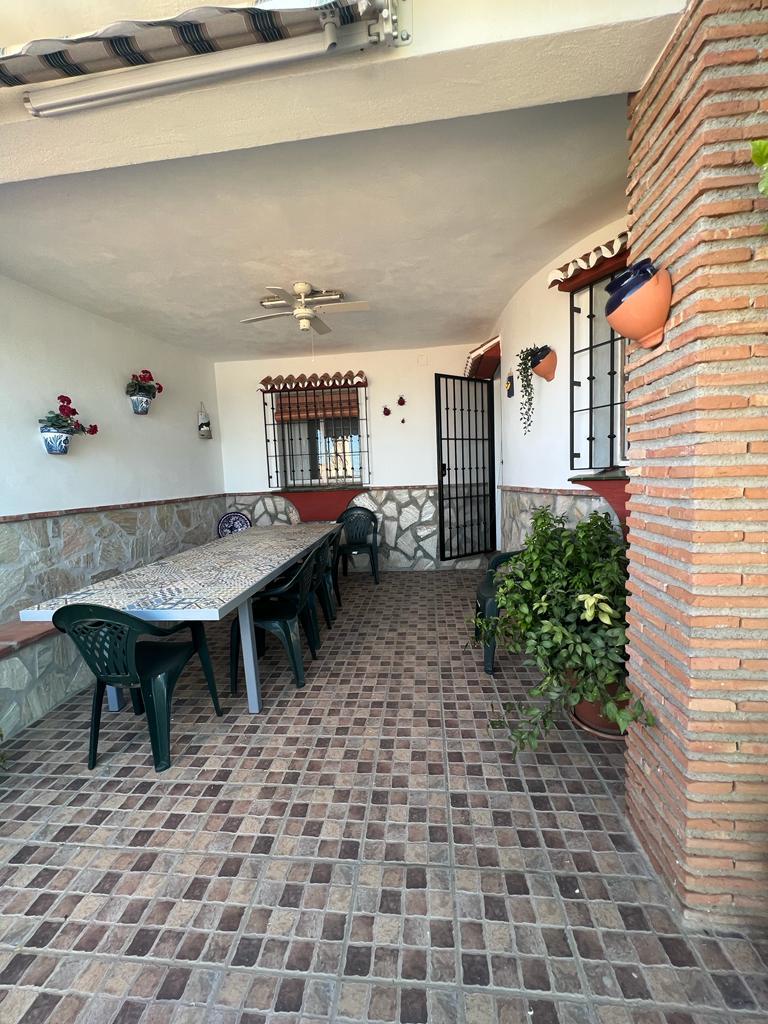 Chalet en Venta en Torrox