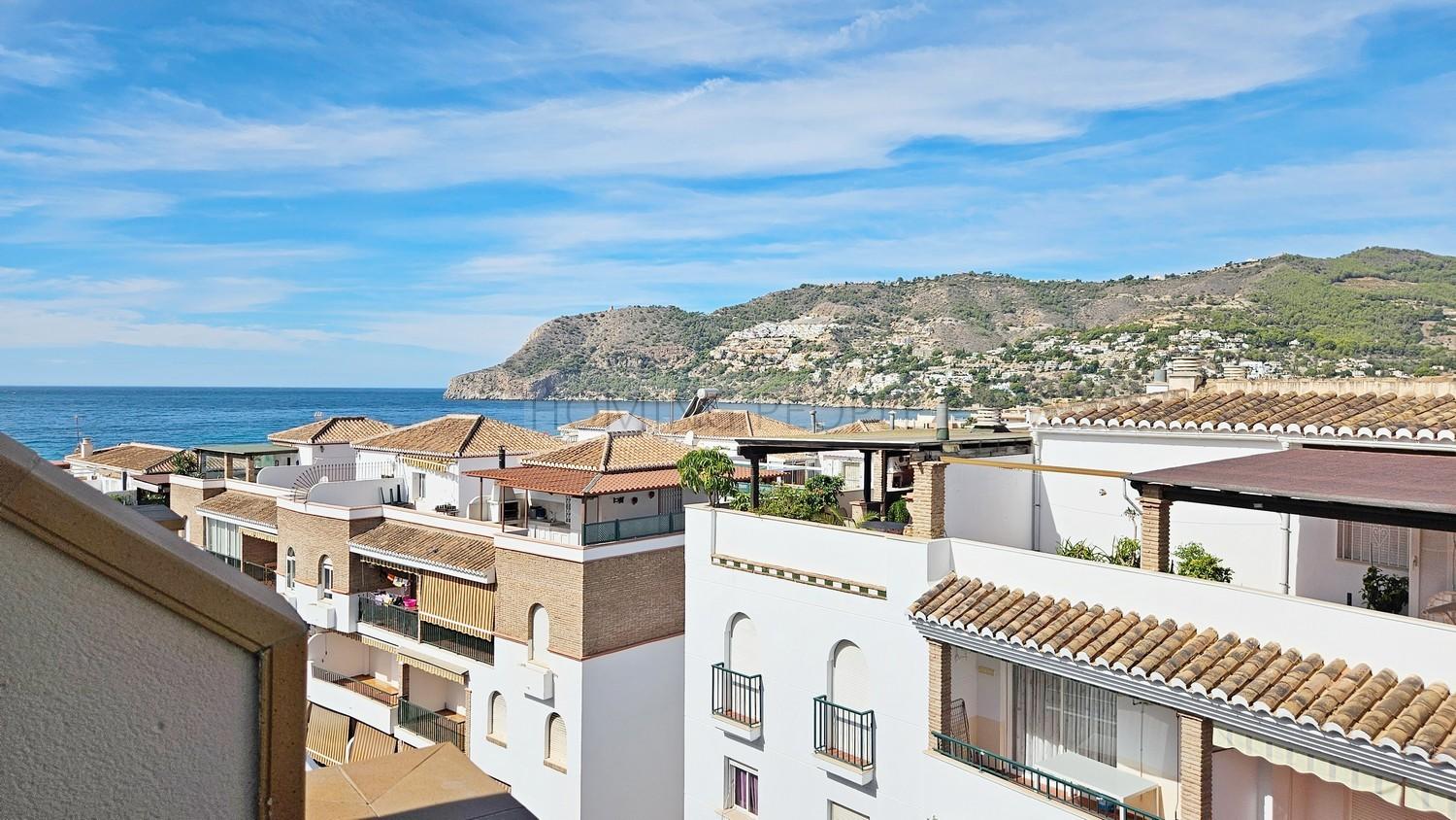 Penthouse for Rent in Almuñécar
