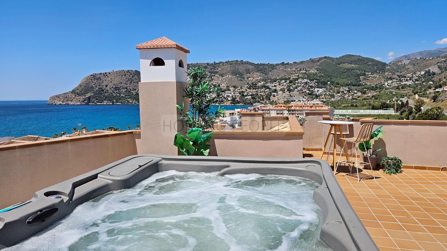 Penthouse for Rent in Almuñécar