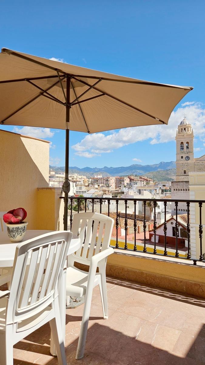 Penthouse for Rent in Almuñécar