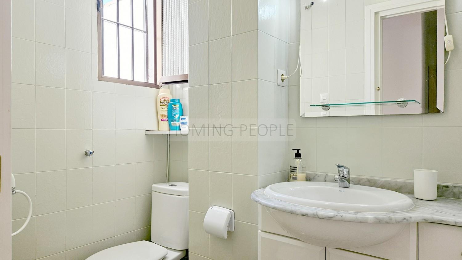 Penthouse for Rent in Almuñécar