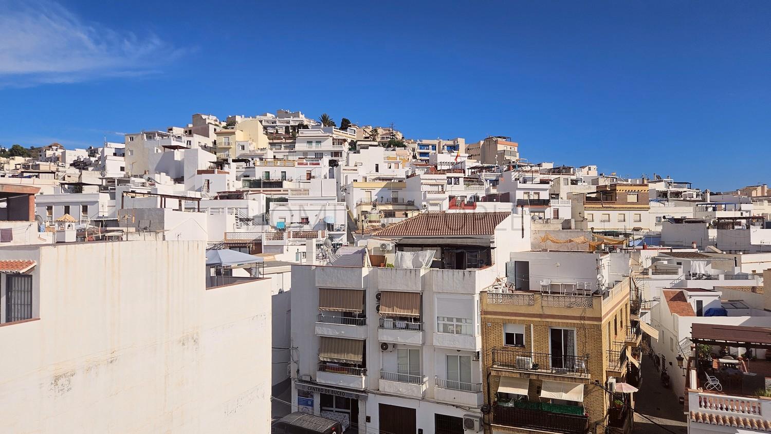 Flat for Rent in Almuñécar