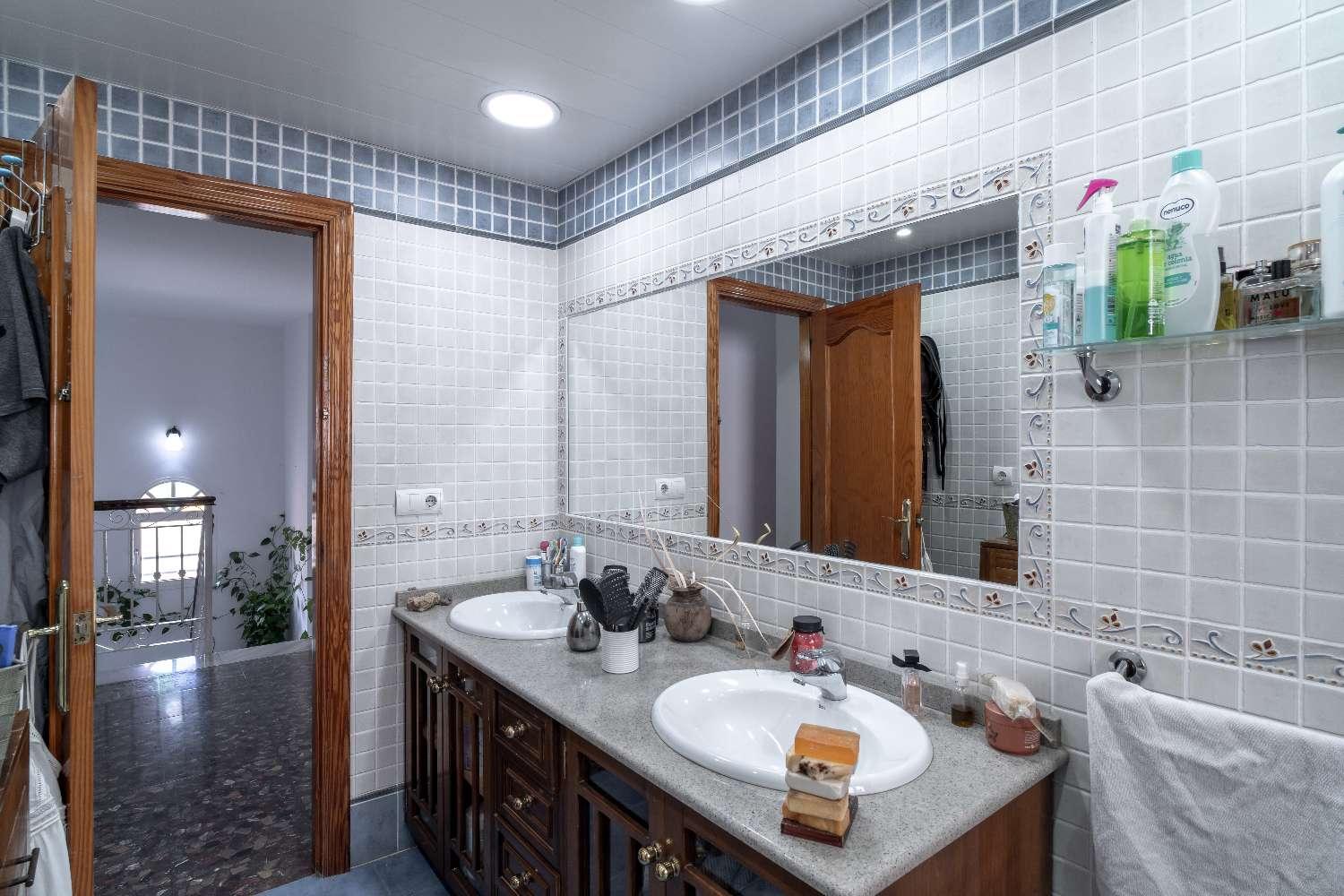 Adosado en Venta en Vélez-Málaga