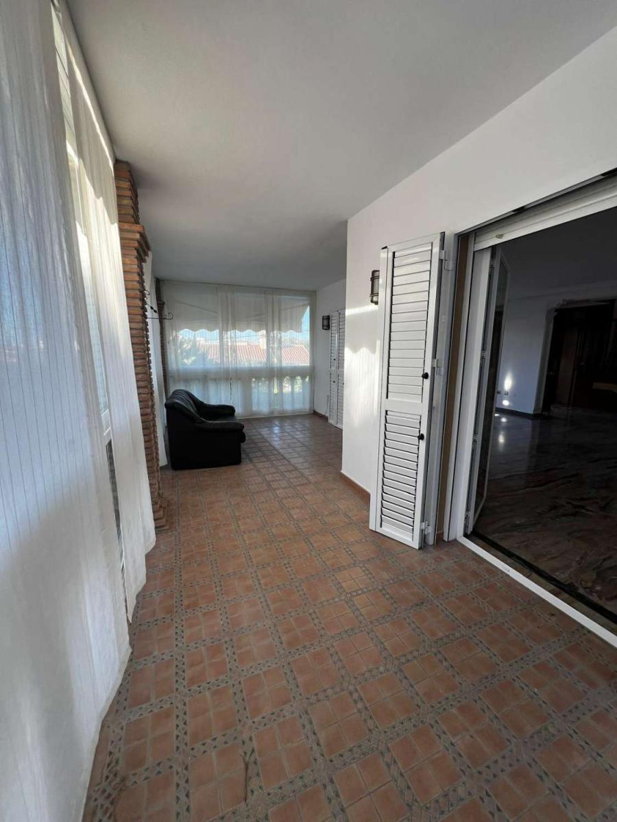 Chalet for Sale in Caleta de Vélez