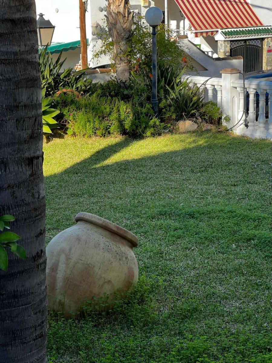 Chalet for Sale in Caleta de Vélez