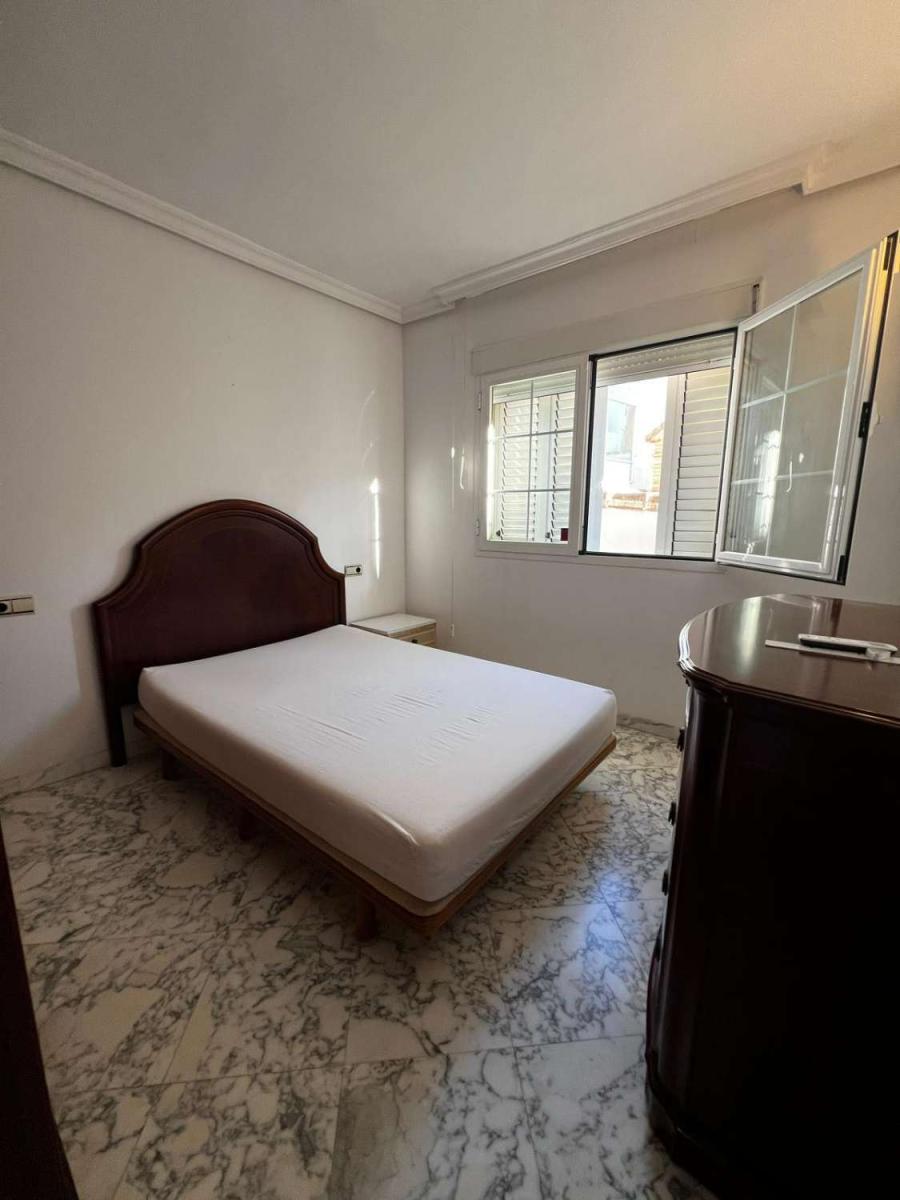 Chalet for Sale in Caleta de Vélez