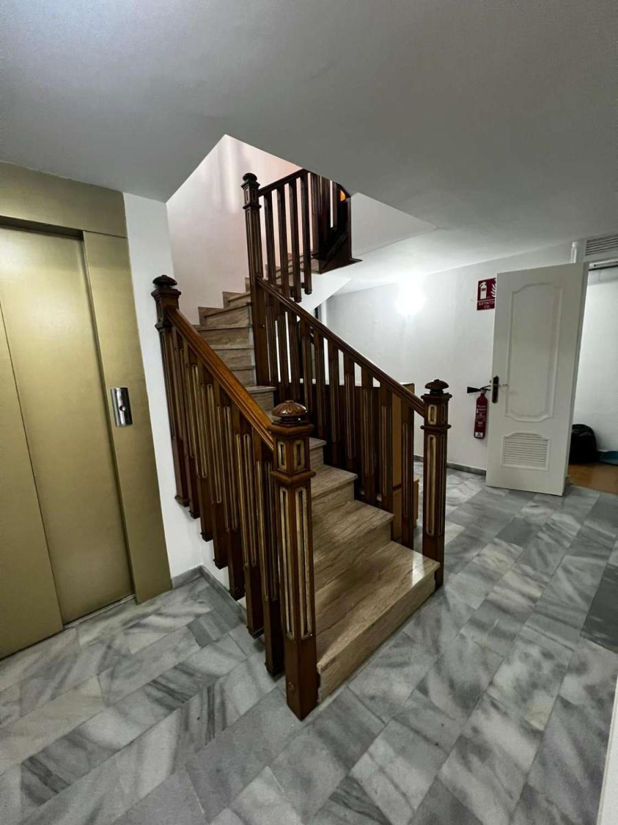 Chalet for Sale in Caleta de Vélez