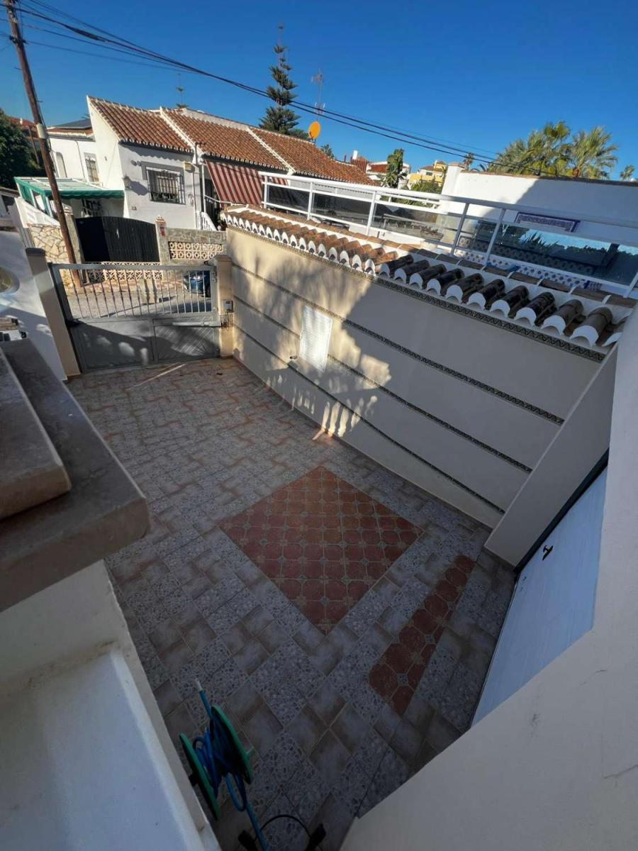Chalet for Sale in Caleta de Vélez