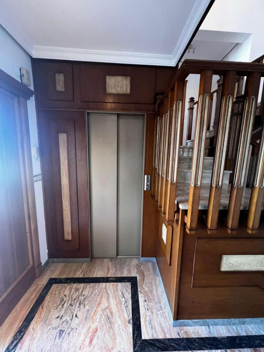Chalet for Sale in Caleta de Vélez