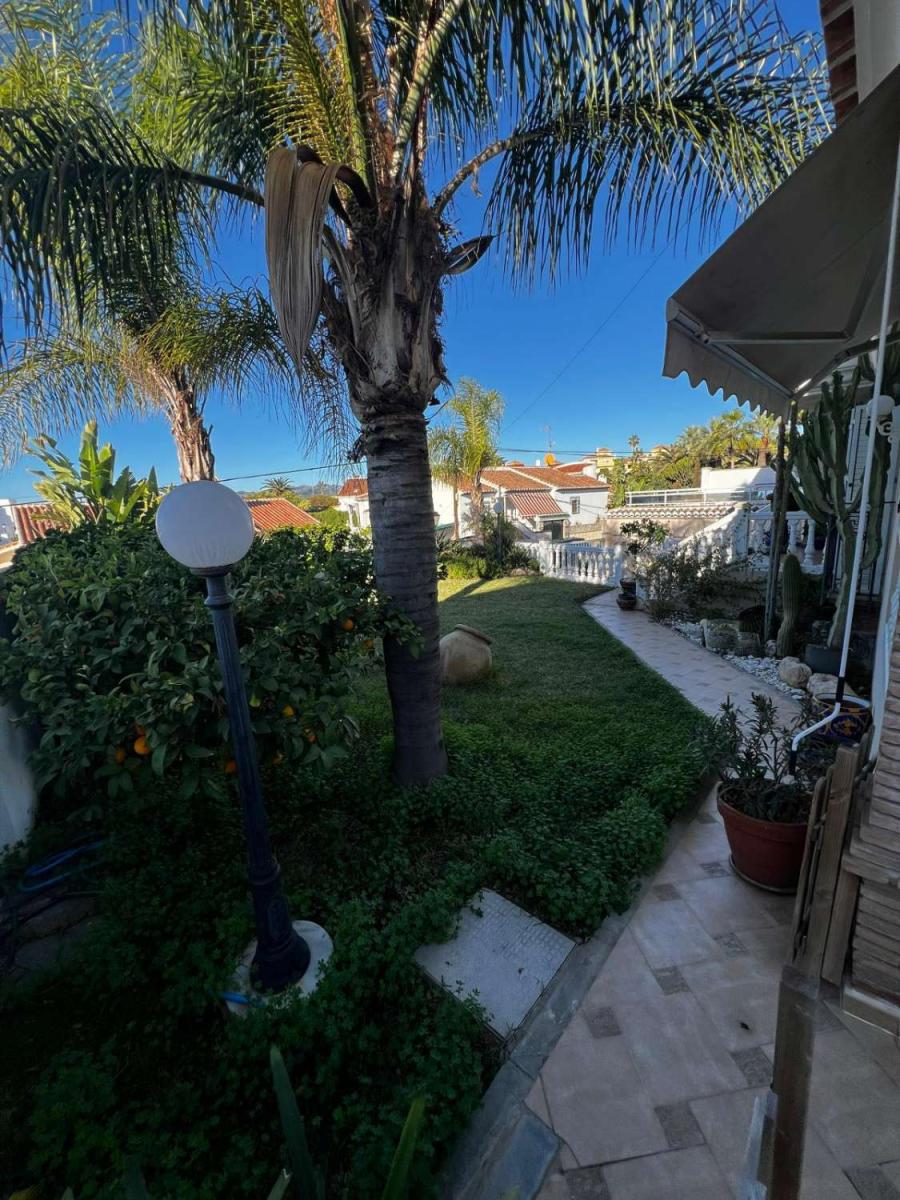 Chalet for Sale in Caleta de Vélez