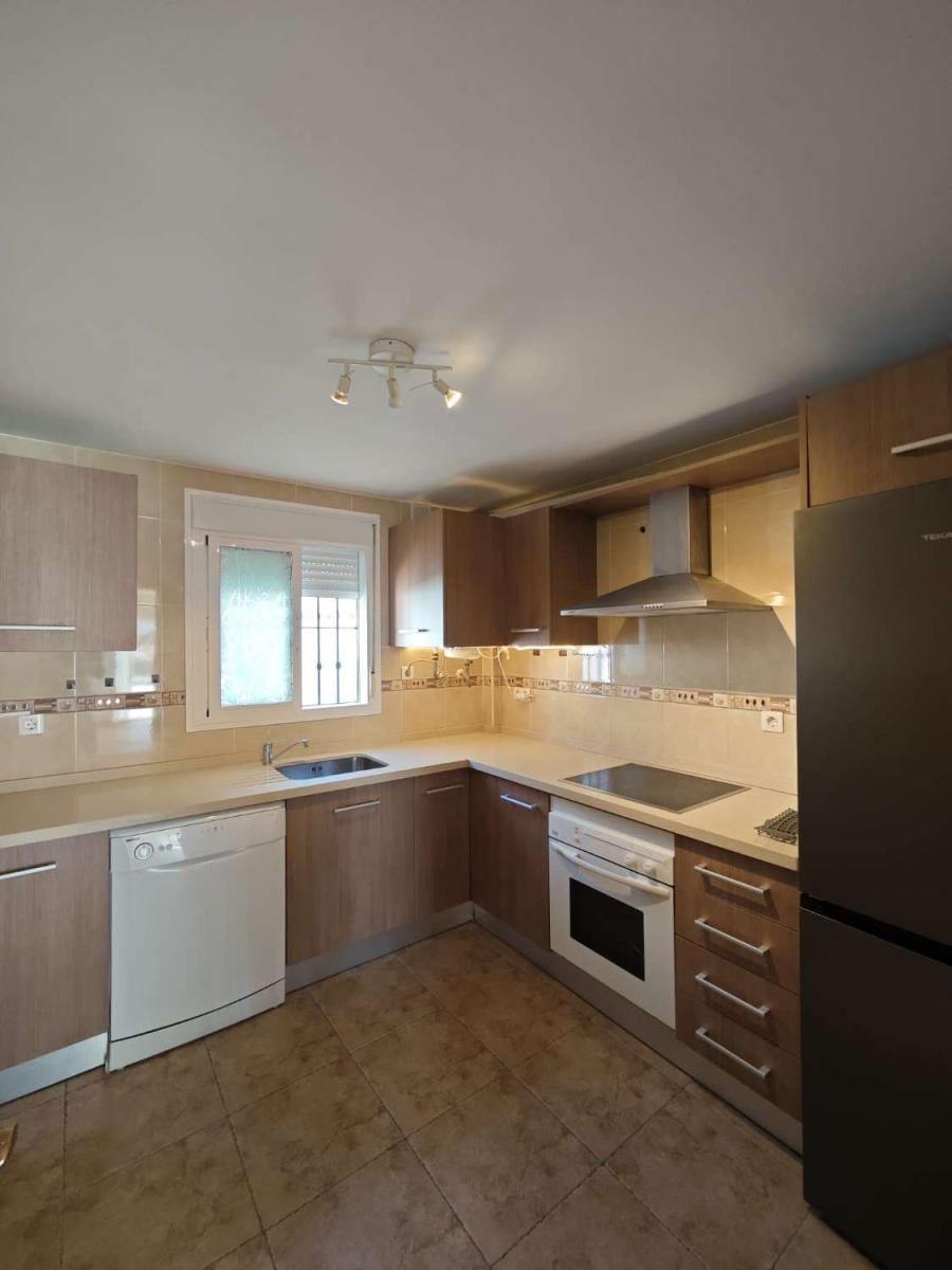 Semi-detached House for Sale in Alcaucín