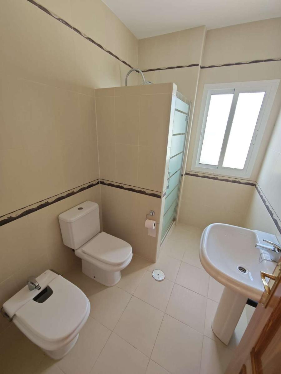 Semi-detached House for Sale in Alcaucín